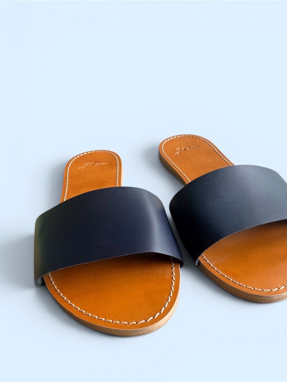 💙J.CREW NAVY LEATHER SLIDE SANDALS - Picture 2 of 3